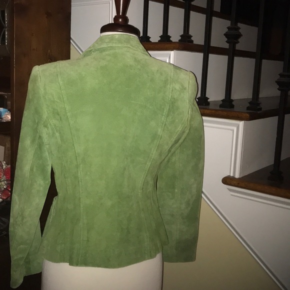 \id. Collection Size 4 green suede blazer - Picture 5 of 8
